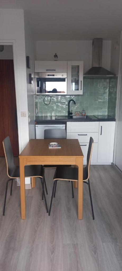 Appartement lumineux et fonctionnel en bord de mer photo 1