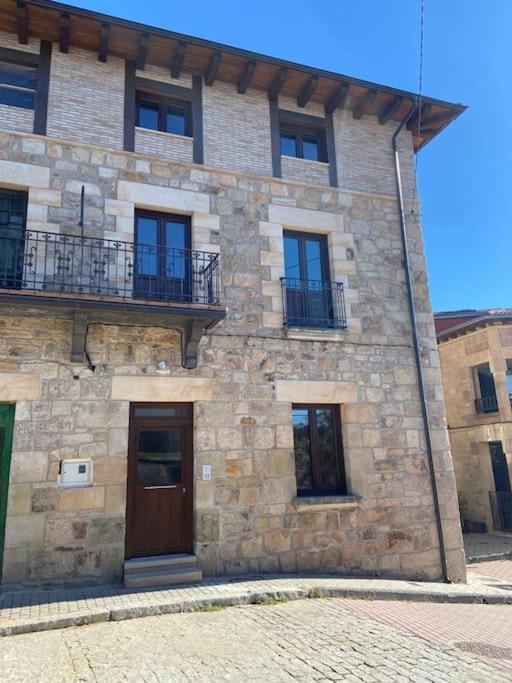 Apartamentos Rurales La Plaza 2 photo 3
