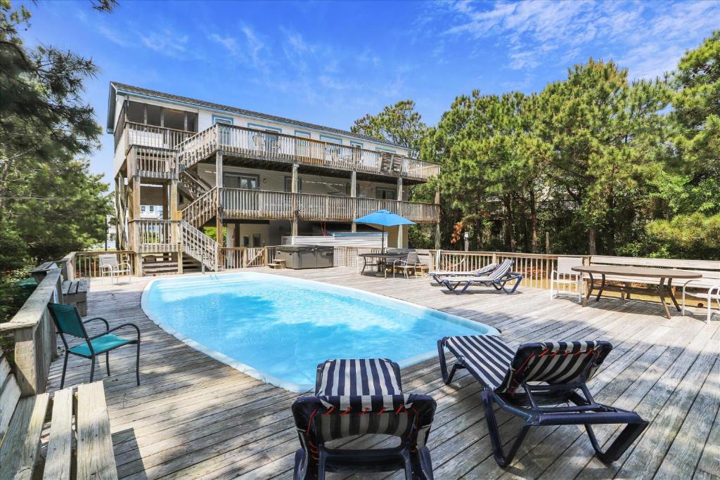 1325 - Whale of Fortune by Resort Realty image