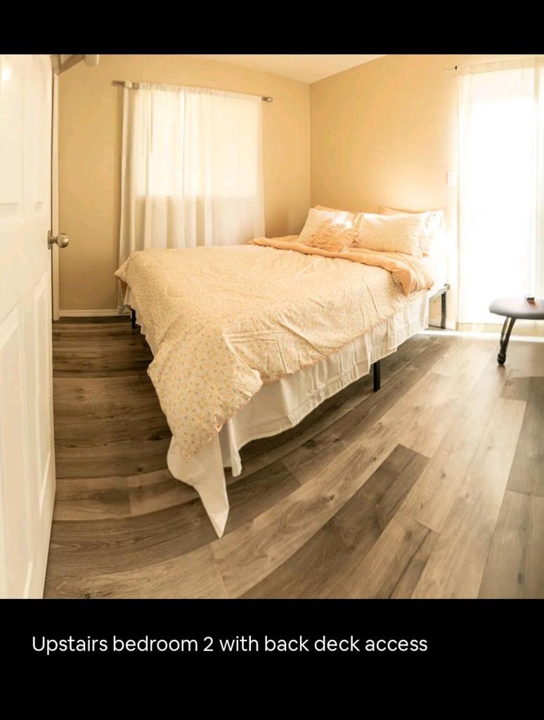 Entire home - 4 bedrooms Pink door-ed wonder photo 3