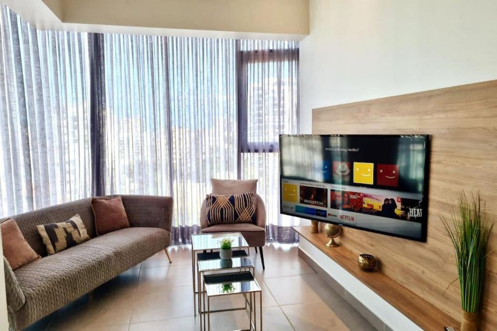 Stylish Centric Apt great View photo 1