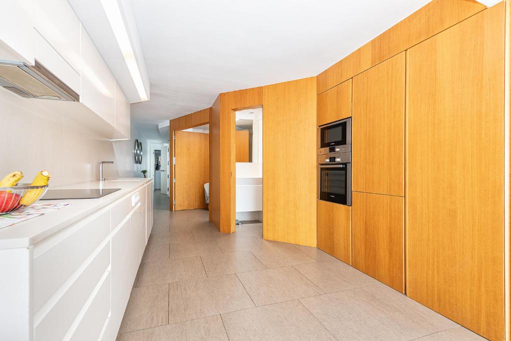Luxury First Line Apartment. photo 3