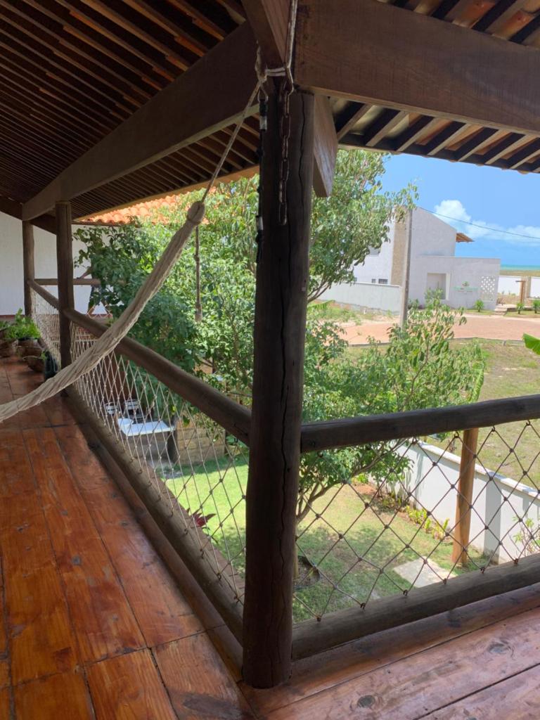 Flat amplo em condominio beira mar