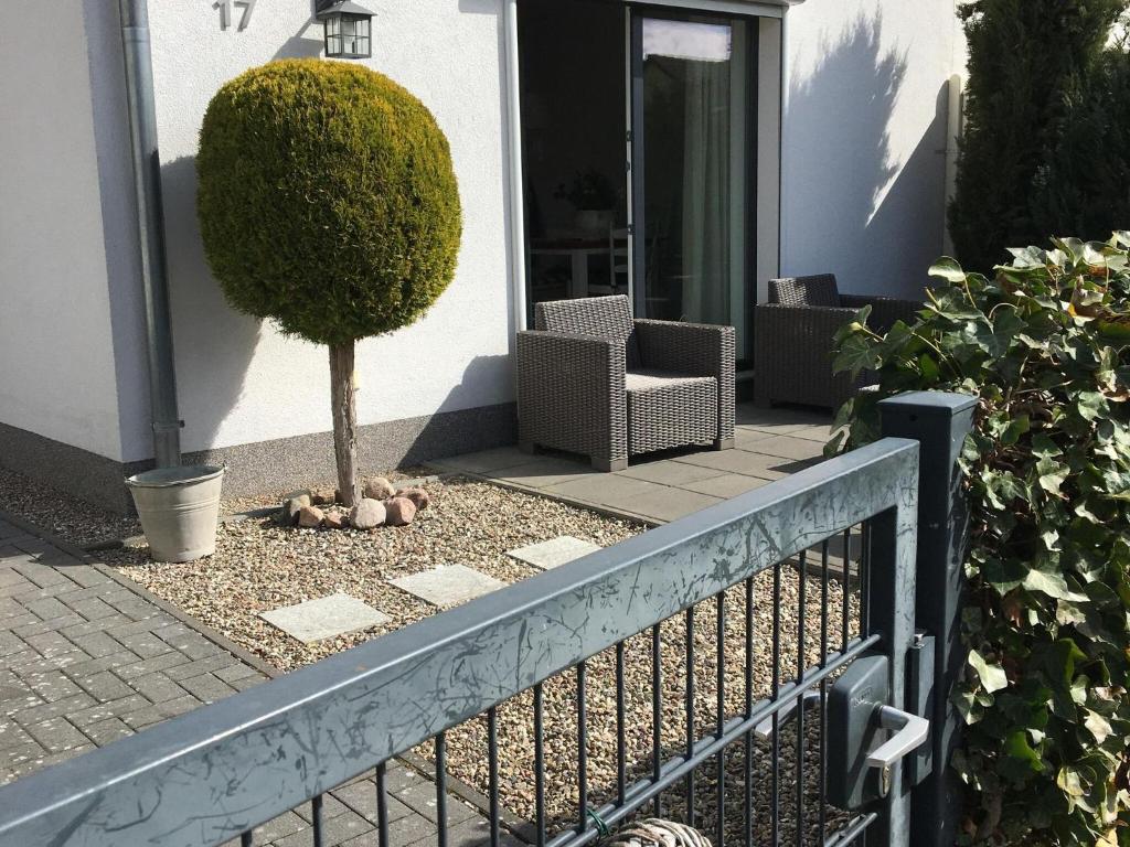 Sauve holiday home in Zierow with fenced garden photo 3