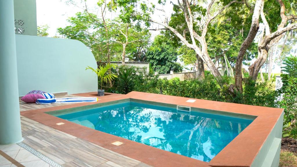 The Pool House & The Colobus House Bella Seaview Diani Beach Kenya photo 4
