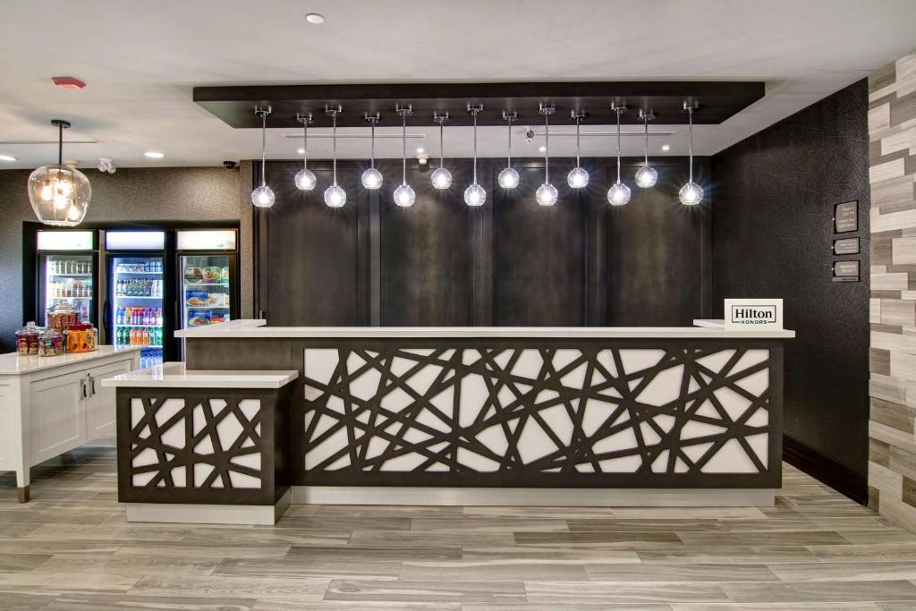 Homewood Suites by Hilton Burlington photo 4