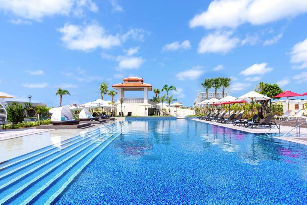 DoubleTree by Hilton Okinawa Chatan Resort photo 4