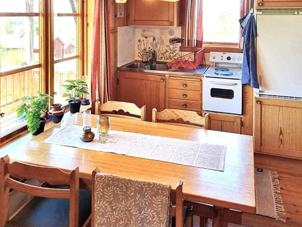 Holiday home RÄTTVIK photo 4