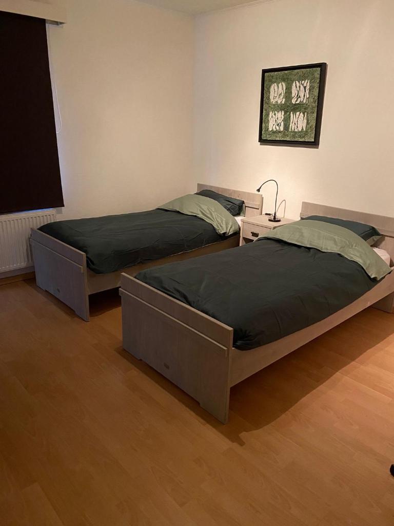 Ruim 2 slaapkamer appartement dichtbij Antwerpen, haven en natuur photo 3