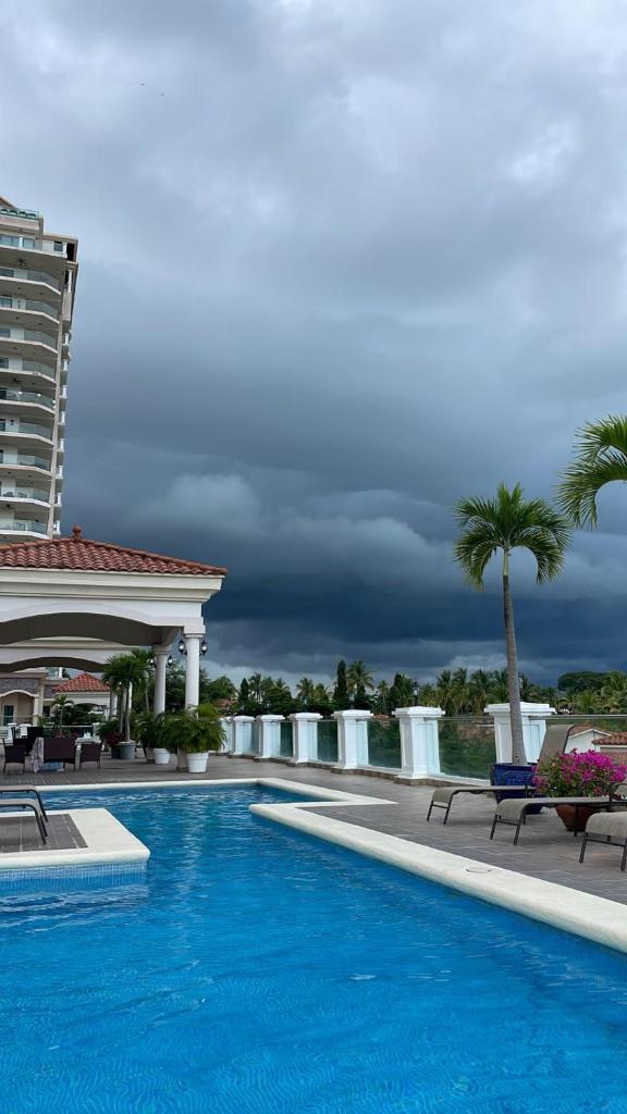 Apartamento en Ph Las Olas 1 Proyecto Vista Mar en San Carlos