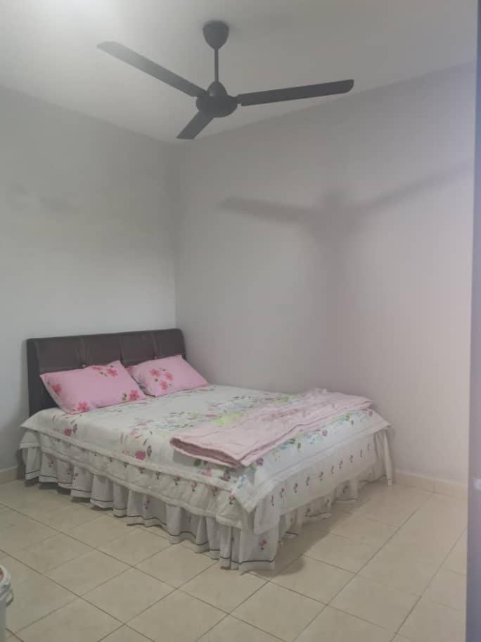 Homestay MdmMai Private Pool photo 1
