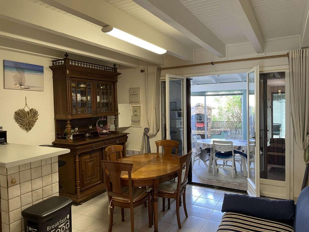 Maison Fleury-Saint-Pierre-la-Mer, 4 pièces, 6 personnes - FR-1-229D-107 photo 2