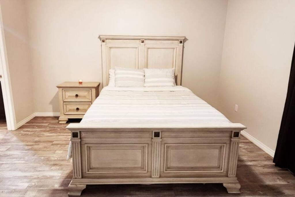 Comfort First - sleeps 6 photo 1
