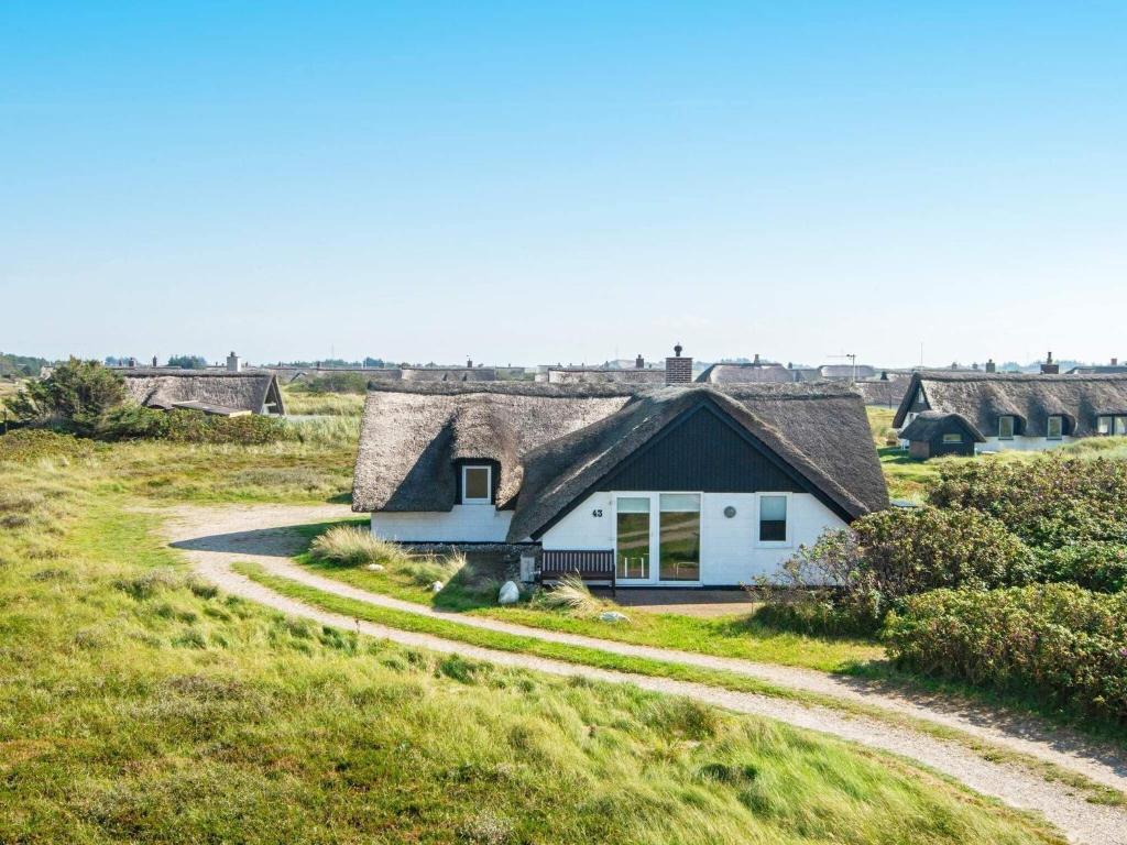 8 person holiday home in Ringk bing