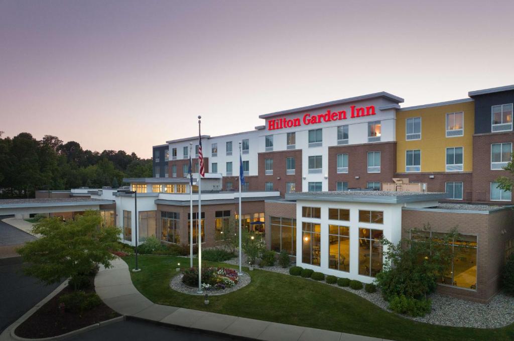 Hilton Garden Inn Ann Arbor photo 1