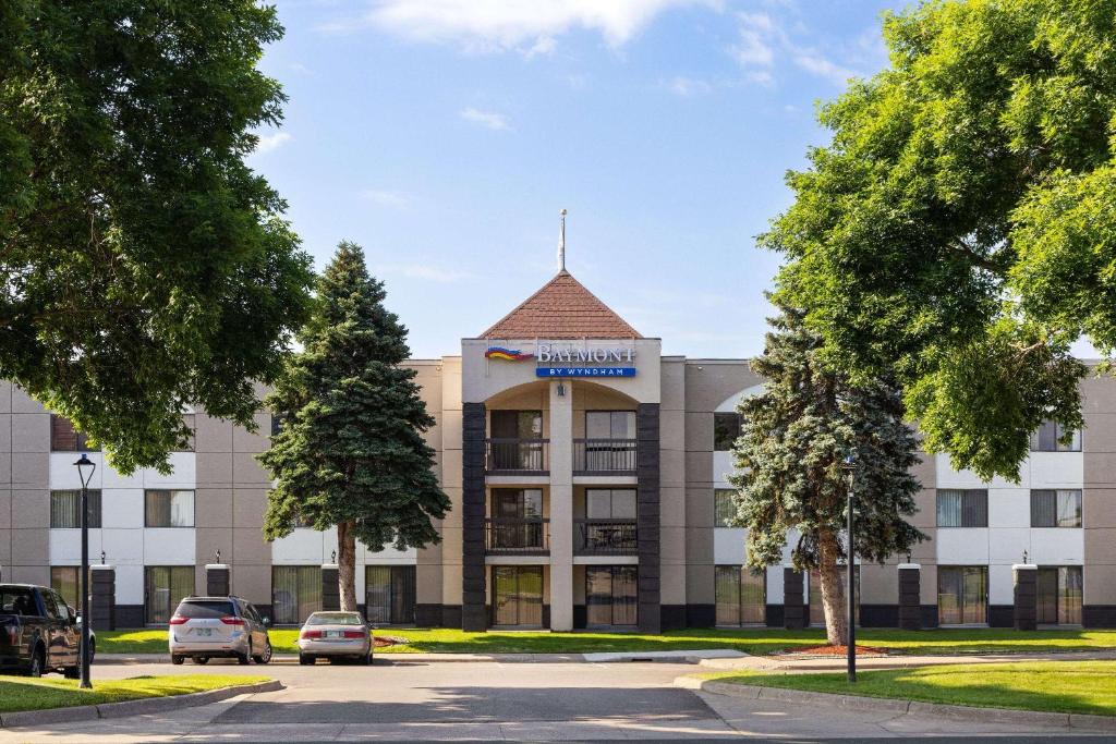 Baymont by Wyndham Shakopee photo 1
