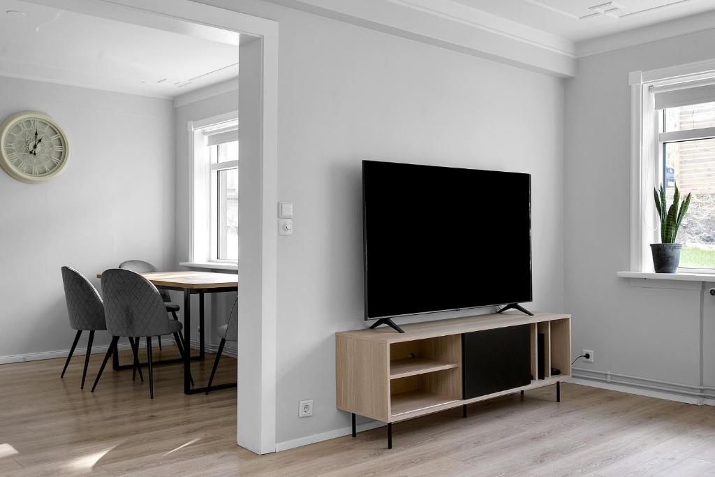 Lali Full Apartment photo 3