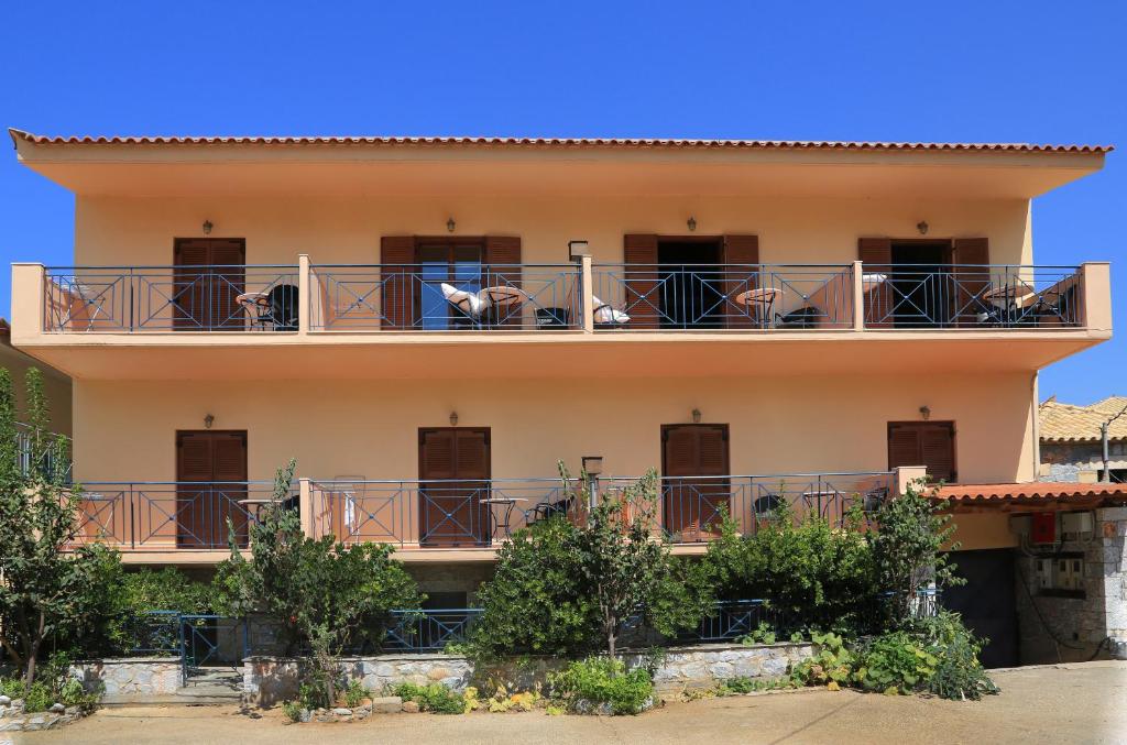 Xenios Apartments photo 2