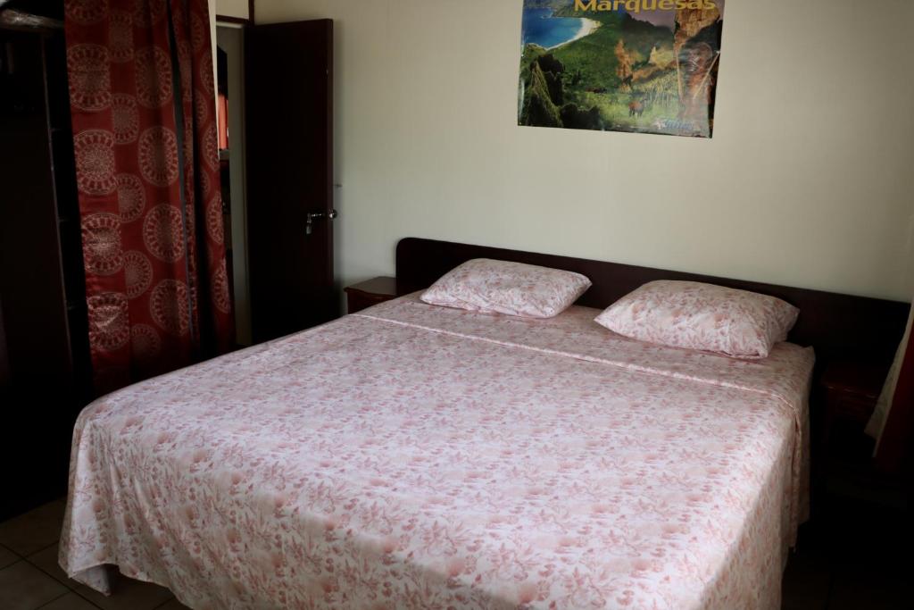 Faatau House 3 bedrooms and big living room photo 1