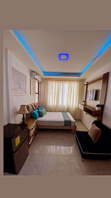 HABITACIÓN JUNIOR EN CDLA PRIVADA
