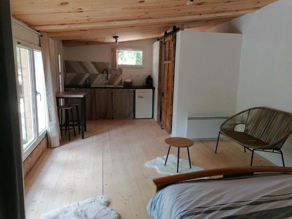 studio indépendant