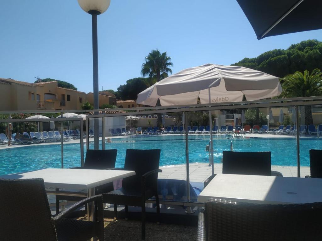 Studio Climatisé Résidence Odalys Saint Loup,piscine ,parking privé et superette photo 1