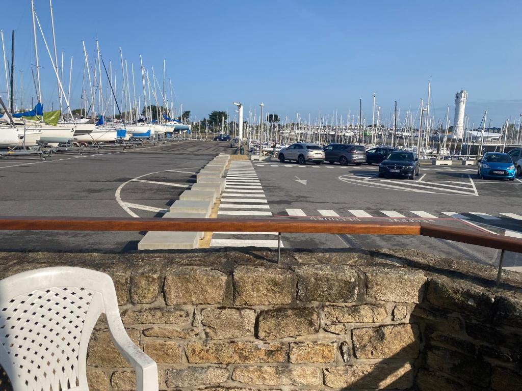 Appartement 3 pièces de 52 m2 face au port du Crouesty avec terrasse de 18 m2 photo 4