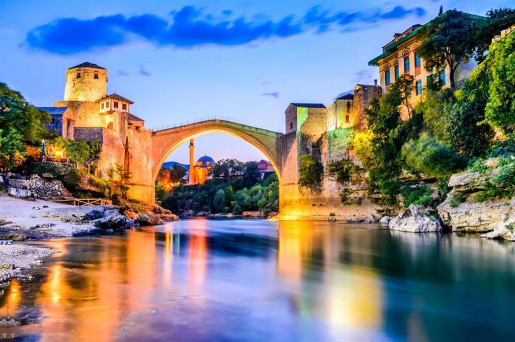 Villa MEDITERRANO Pool & Tavern Mostar photo 4