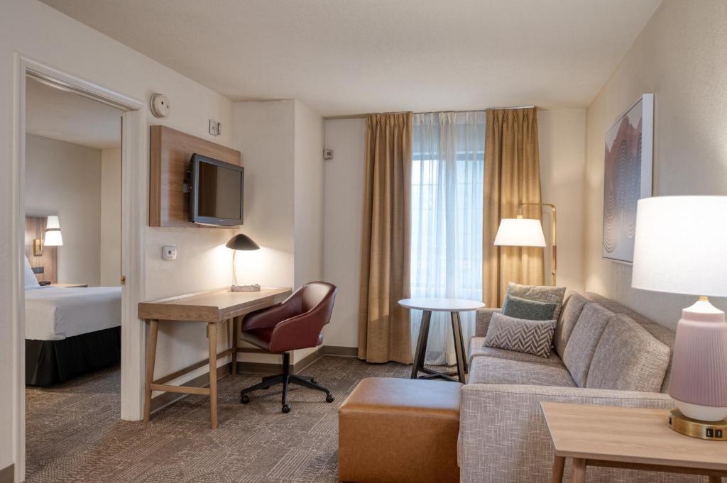 Staybridge Suites Allentown Bethlehem Airport, an IHG Hotel image