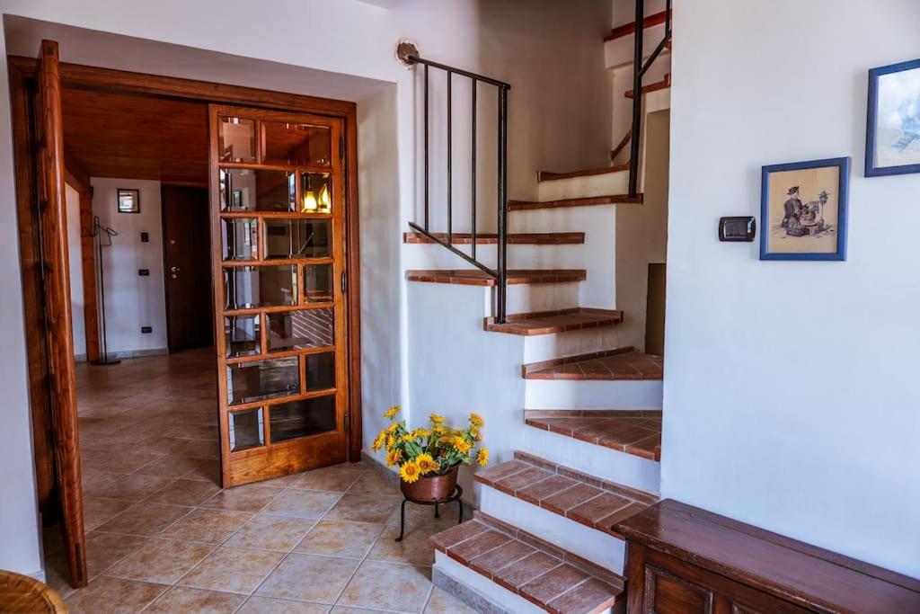 Casa con ampio terrazzo al centro photo 2