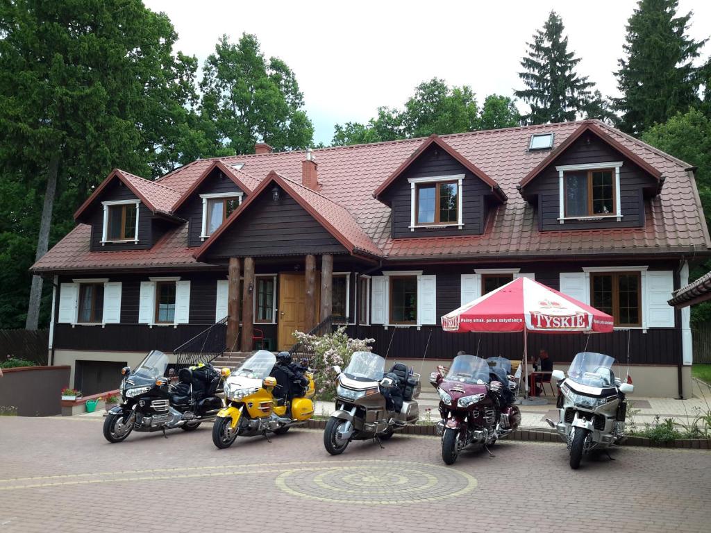 Pensjonat Leśny Dworek photo 3