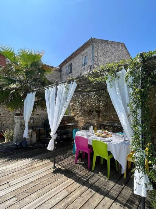 Maison de village tout confort avec piscine photo 1
