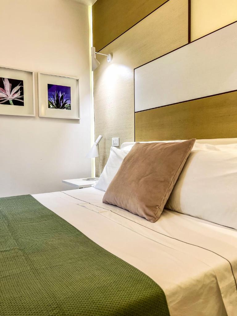 Santacroce Luxury Rooms photo 3