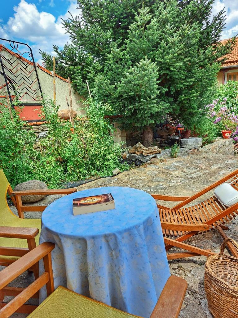 Panthea Cottage photo 2