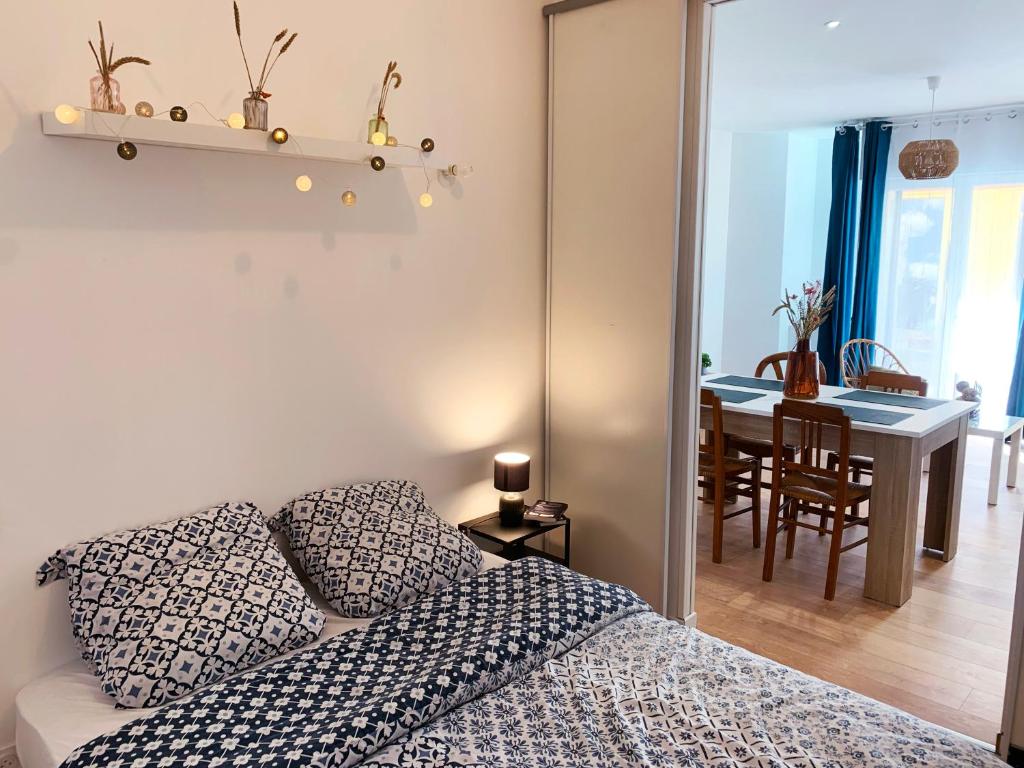 Appartement centre-ville cosy WIFI et Netflix photo 2
