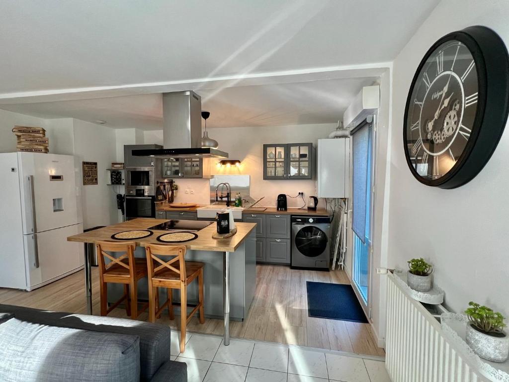 Appartement avec Jacuzzi et Jardin - jusqu'à 8 pers - Nantes photo 4