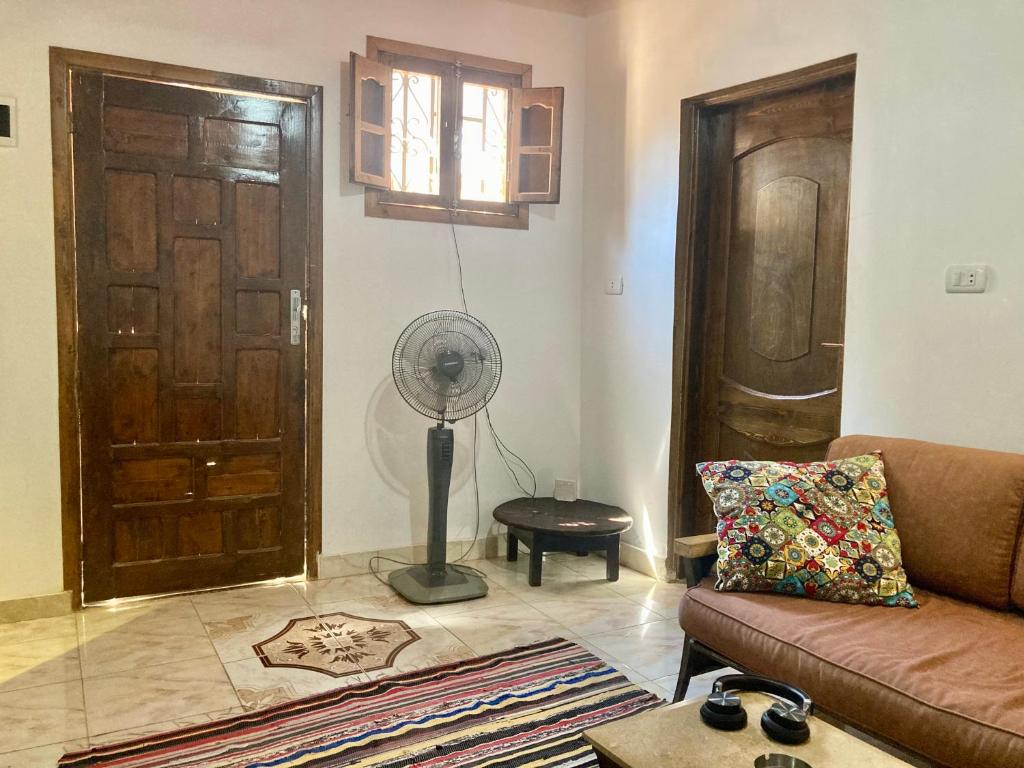 Pastoral 1 bedroom Chalet w/AC + Wi-Fi &P-Bathroom photo 4