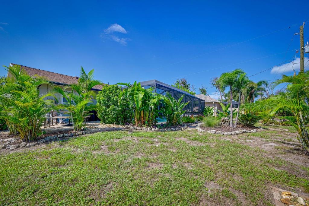 Englewood Oasis with Screened Lanai and Outdoor Pool! photo 1