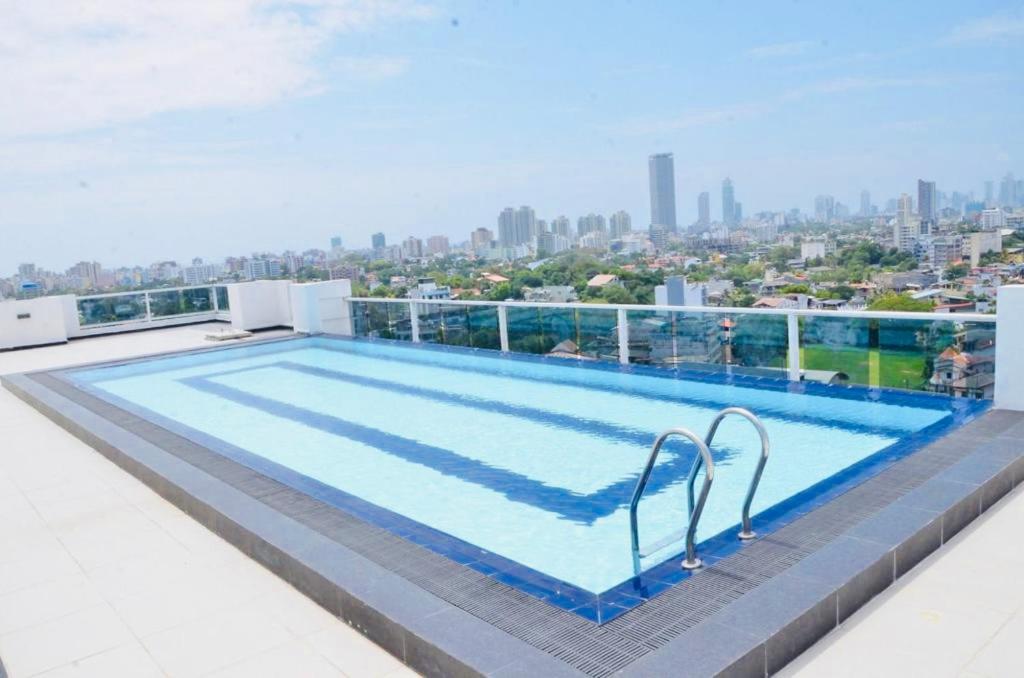 SkyGate Residences photo 3