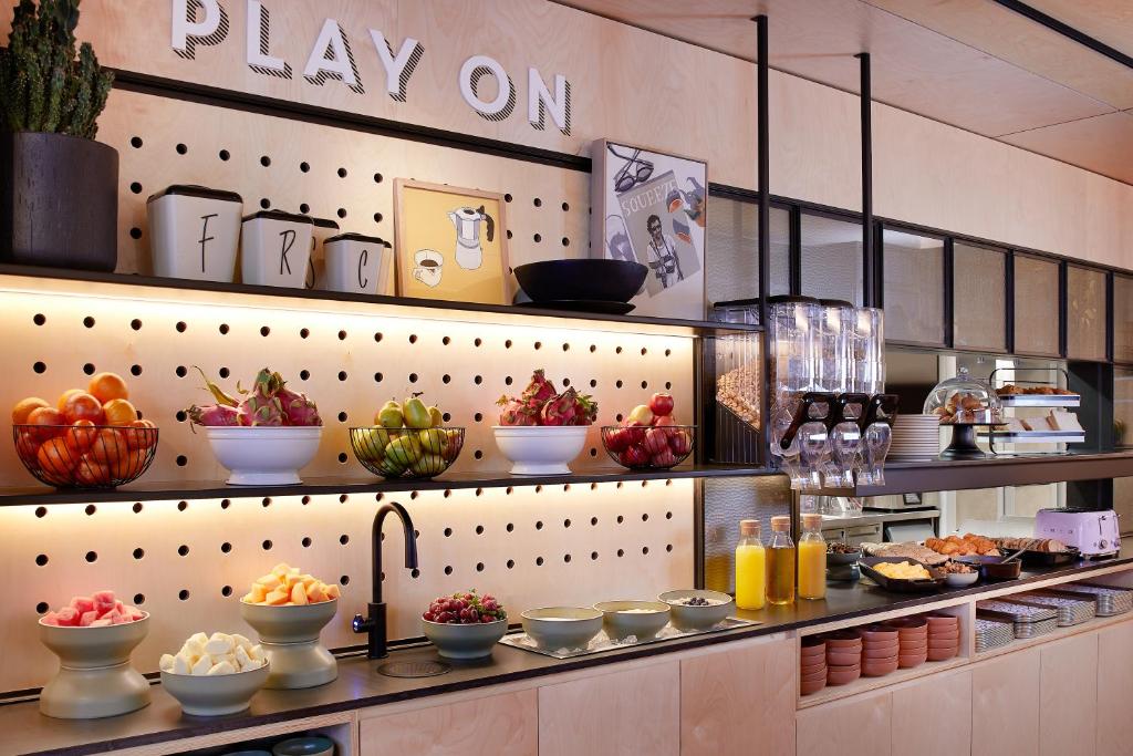 Moxy Sydney Airport photo 4