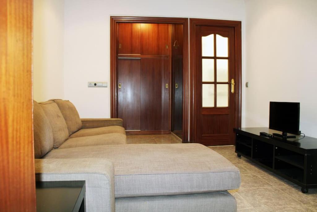 COSY AND NICE APARTMENT NEAR BARCELONA