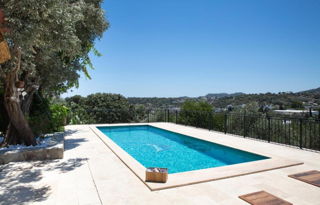 Stone House w Private Pool and Garden in Bodrum photo 1