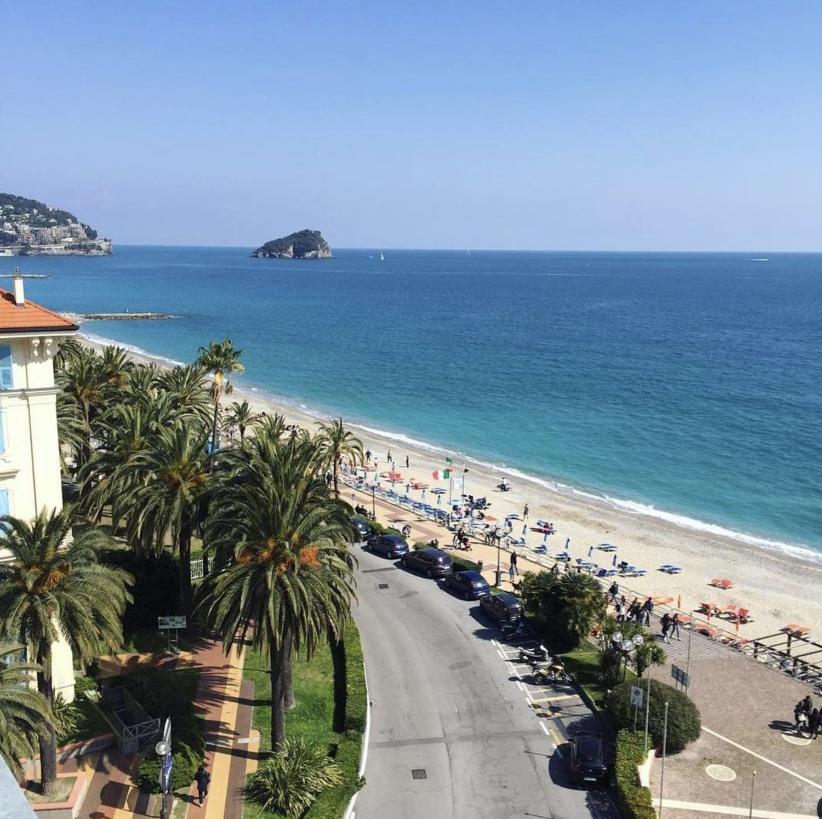 Appartamento in centro a 30m dal mare photo 1