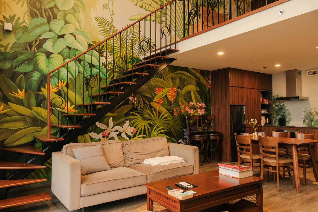 FlowerGod PentStudio Tay Ho Hanoi