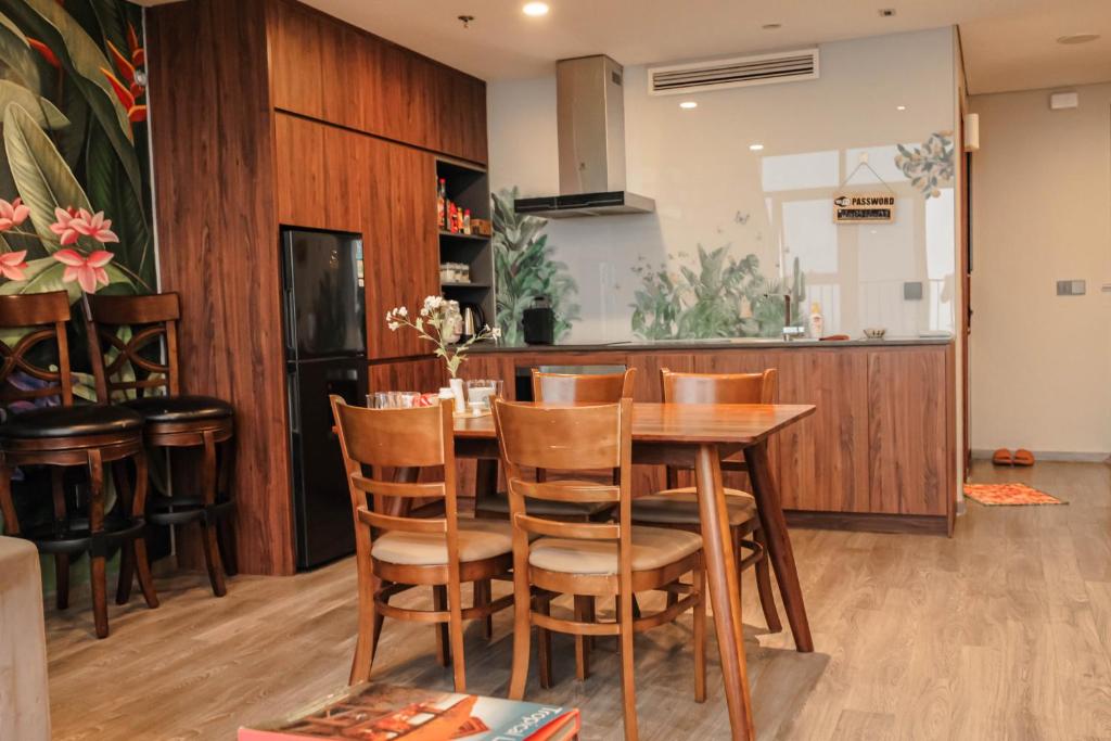 FlowerGod PentStudio Tay Ho Hanoi