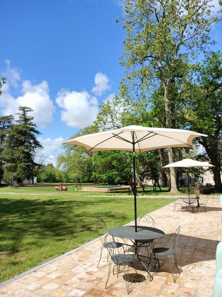 Gites du Château de La Rode pour 2 à 50 Personnes photo 1