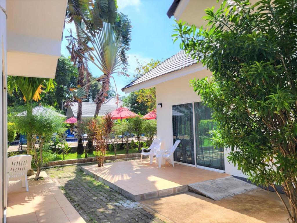 Blue Palm Kata Resort photo 1