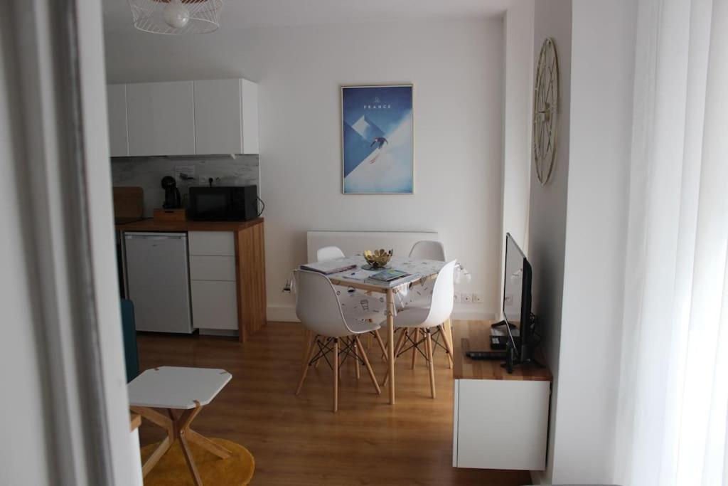 Appartement 3* joliment rénové à 150m des thermes photo 4