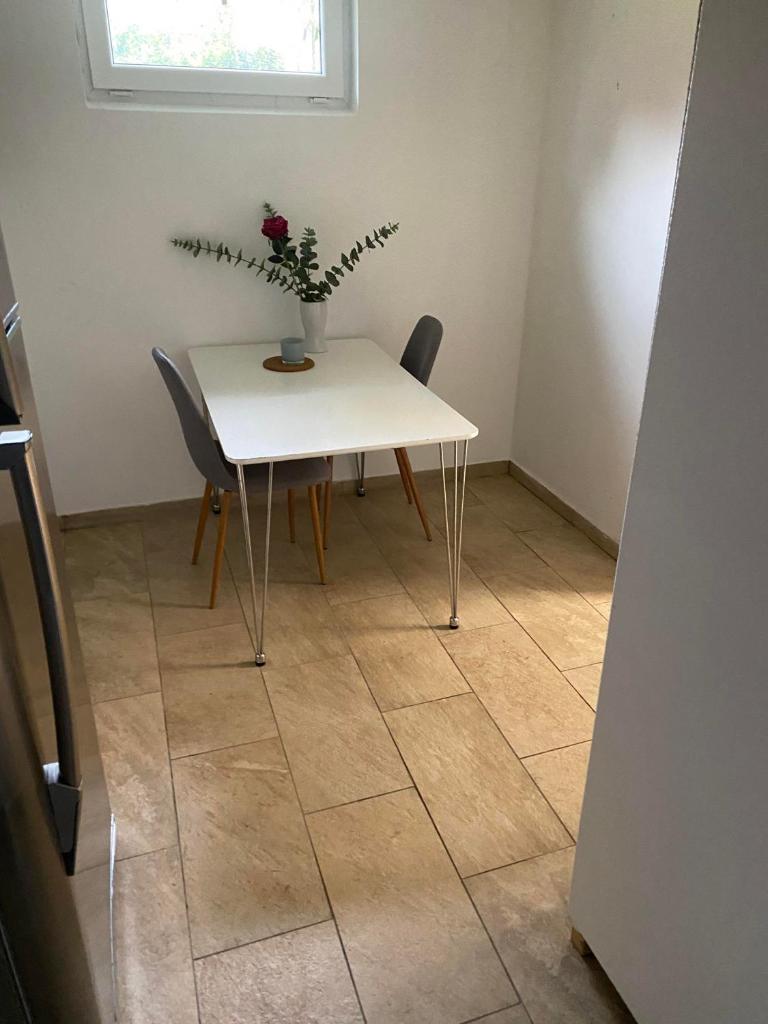 Remarkable 1-Bed Apartment in Orebro photo 2