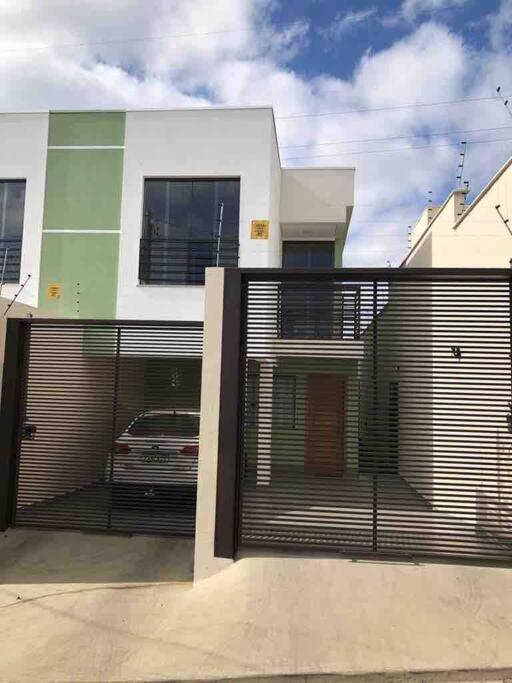 Casa grande e confortável em Diamantina